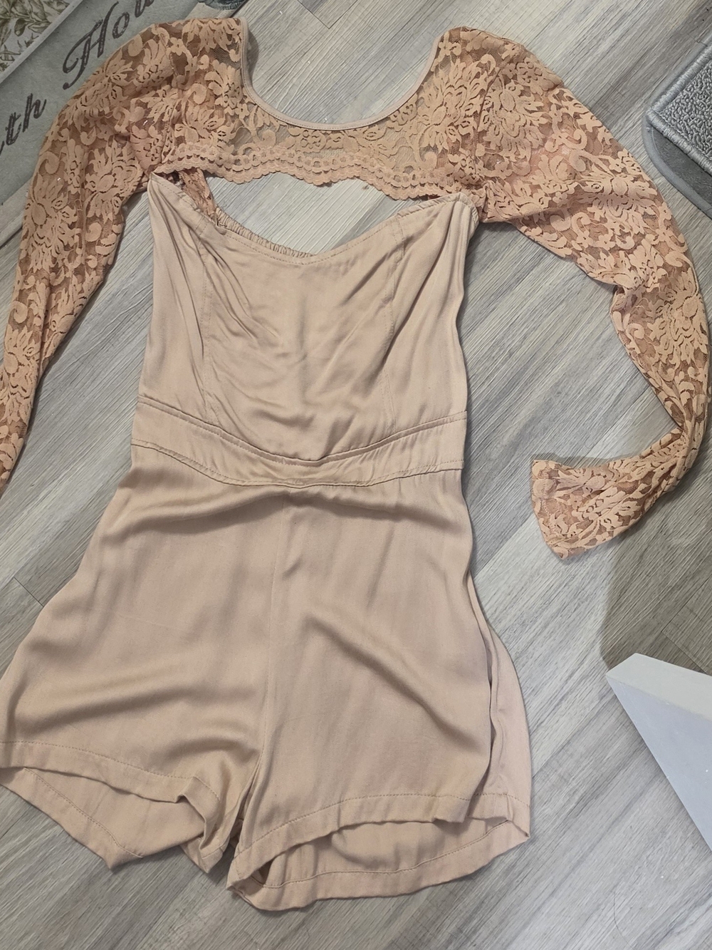 Lace-Sleeve Chemise Romper in Blush